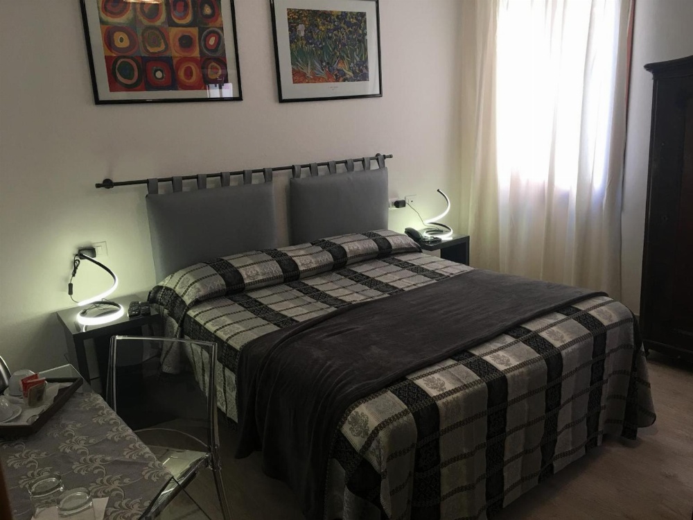 Room 1
